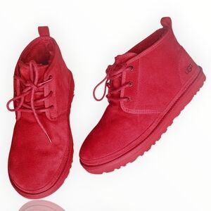 *New In Original Box* UGGS AUSTRALIA Men's Neumel Short Boots Sz 12